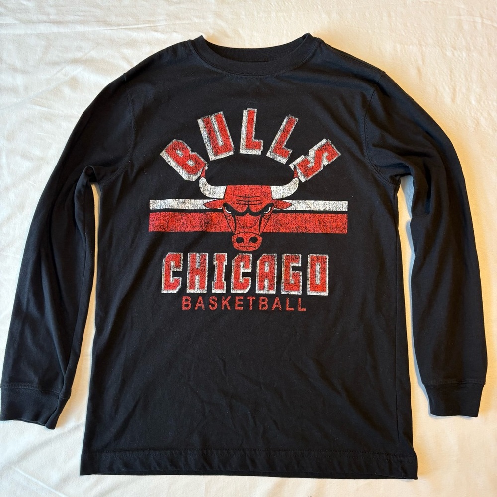 NBA Chicago Bulls Kids Long-Sleeve Tee - Black & Red